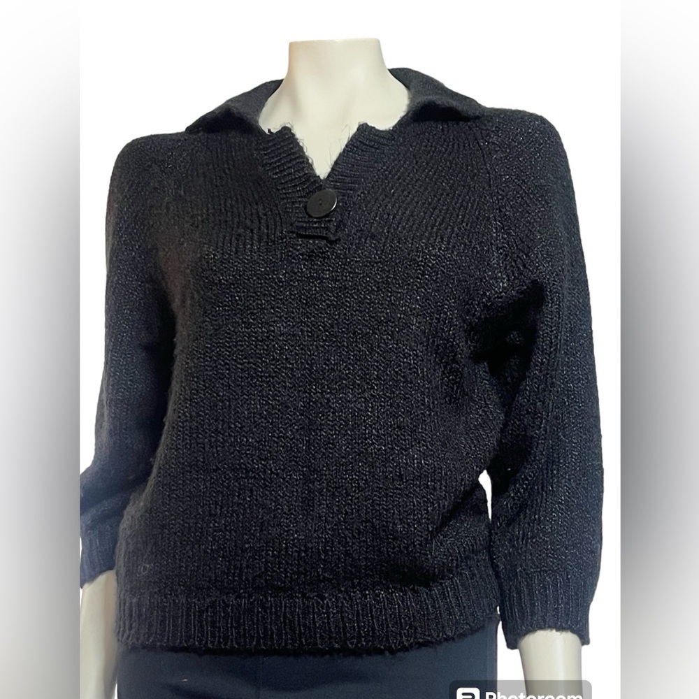 OHI Black Sweater Sz Large